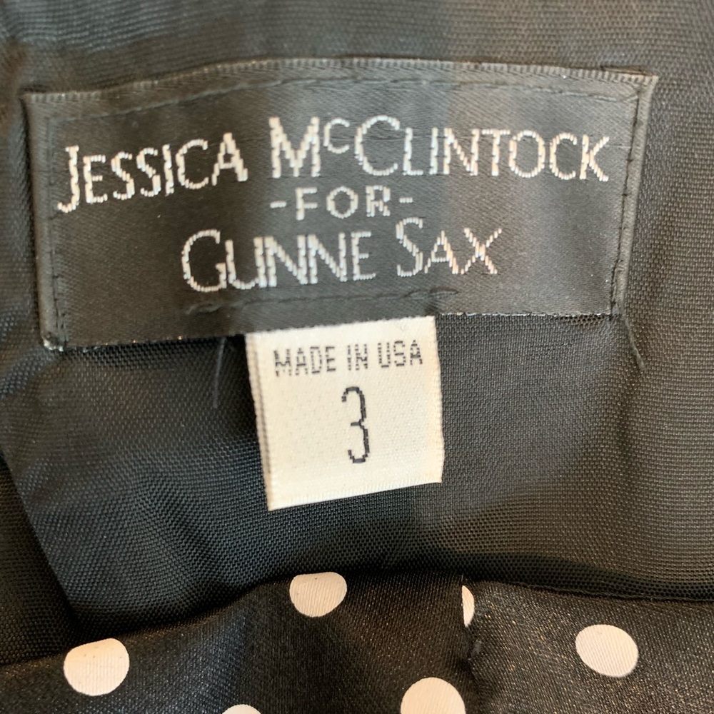Jessica McClintock for Gunne Sax Formal Gown - Picture 5 of 8